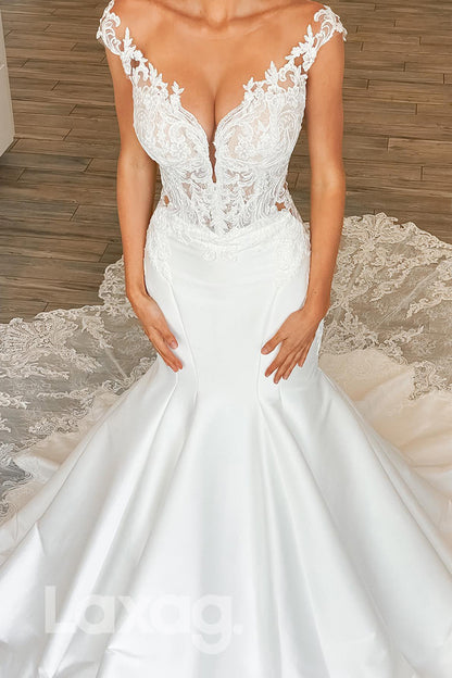 12513 - V-Neck Backless Lace Appliques Long Bridal Mermaid Wedding Gown