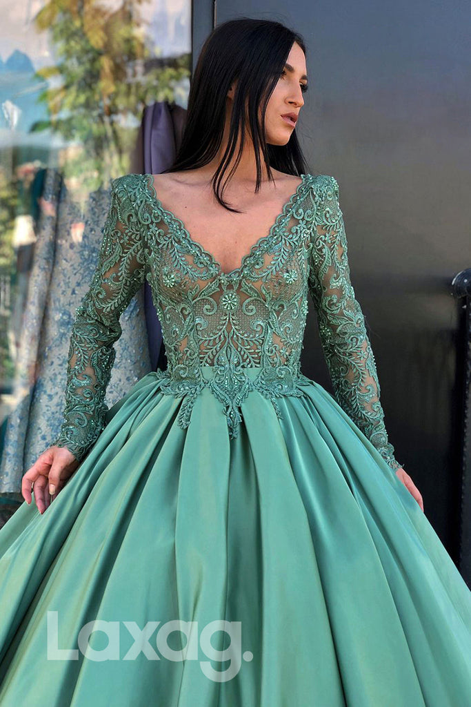 19756 - Sexy V-Neck Lace Long Sleeves Prom Ball Gown with Pockets|LAXAG